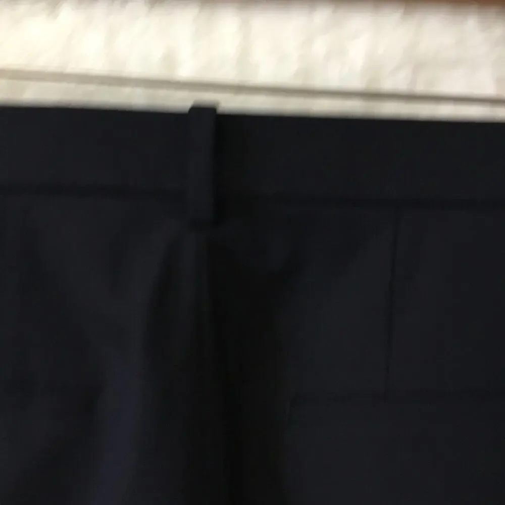 Uniqlo Black Smart Ankle Pants - Picture 8 of 10